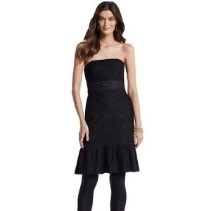 White House/Black Market Black Lace Fitted Waist Strapless Dress 00
